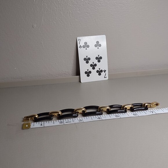 Nice Black And Gold Tone Rectangular Link Bracelet - Picture 8 of 9